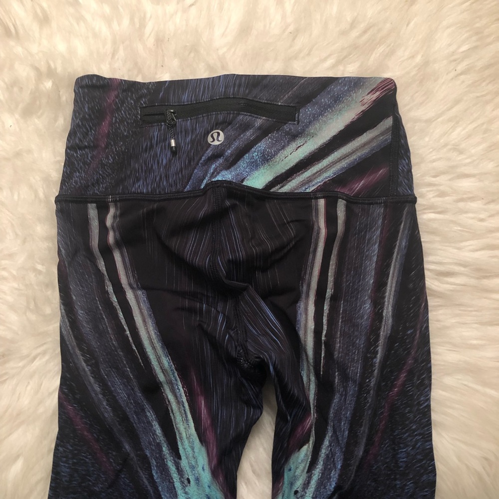 Lulu Lemon leggings adorable print!!